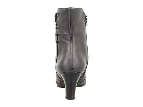 ros hommerson booties